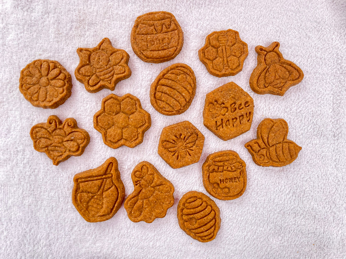 Peanut Butter Dog Treats – Buzzy Bee Shaped Cookies