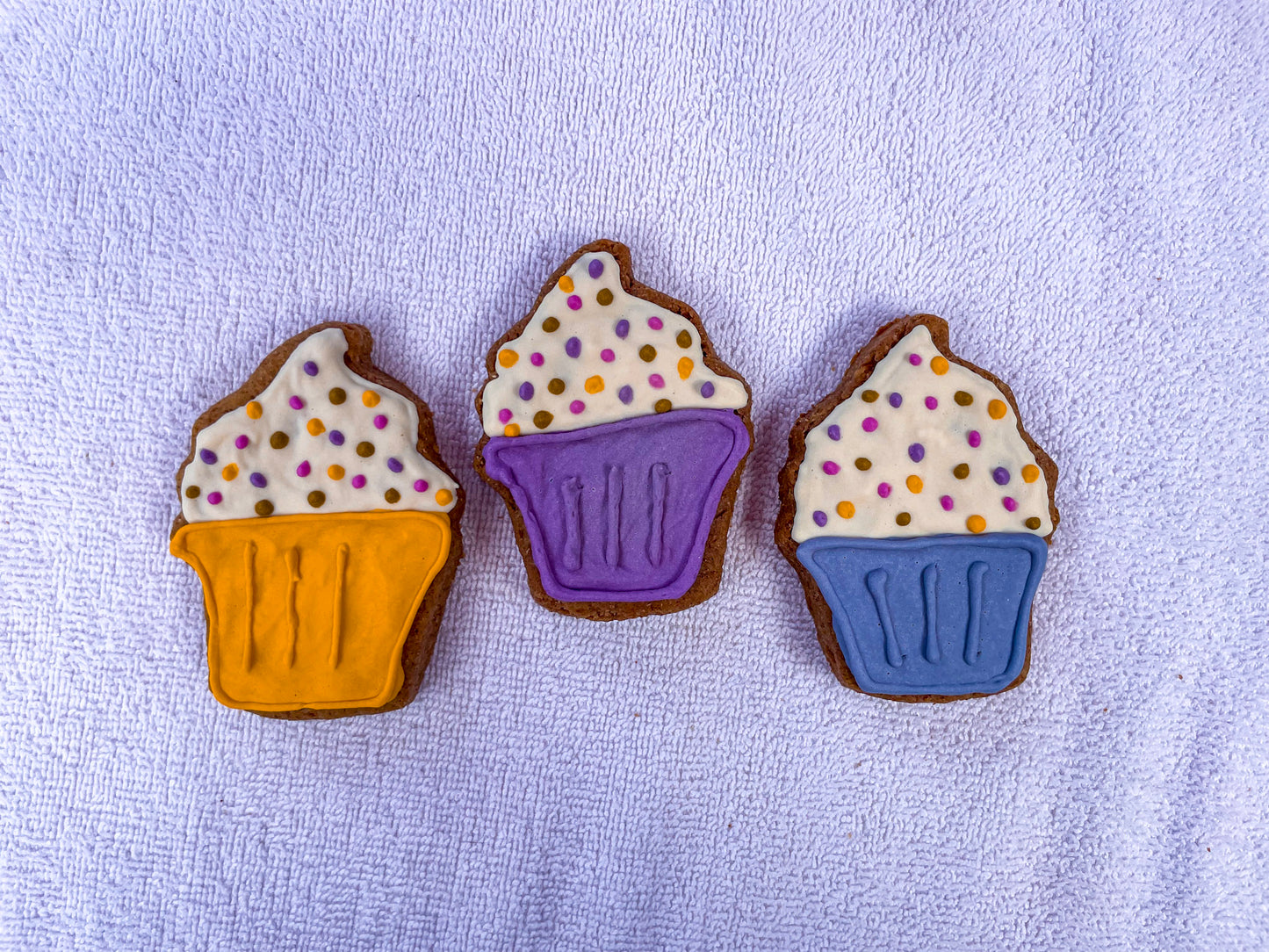 Peanut Butter Dog Treats – Festive Birthday Cupcake Cookies