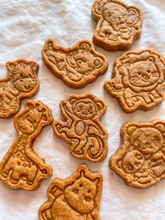 Peanut Butter Dog Treats – Animal Cracker Shaped Biscuits