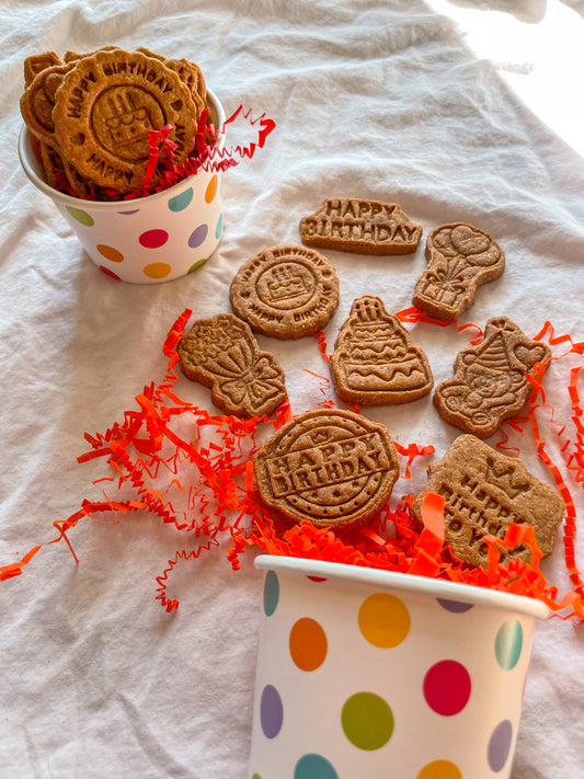 🎉 Stamped Peanut Butter Birthday Cookies for Dogs