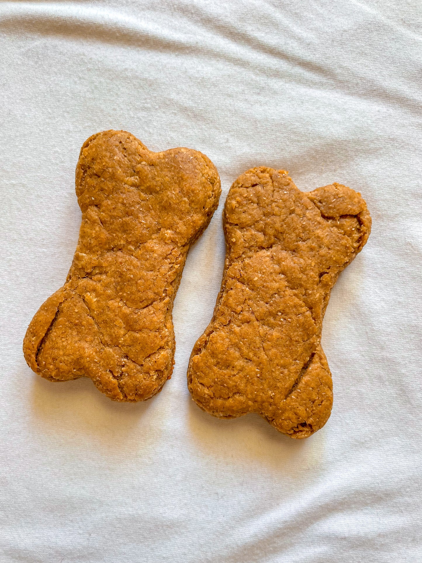 Peanut Butter Dog Treats – Crunchy Bone Shaped Biscuits