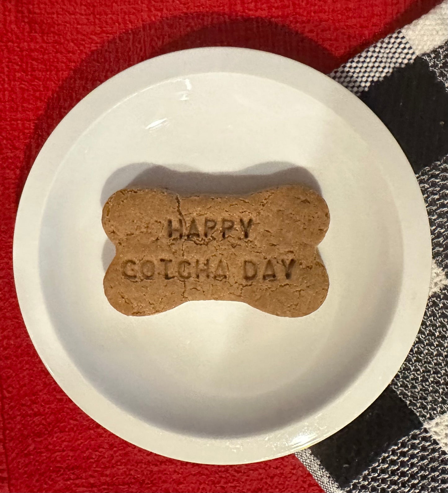 Happy Gotcha Day Dog Cookie – 4-Inch Peanut Butter Treat