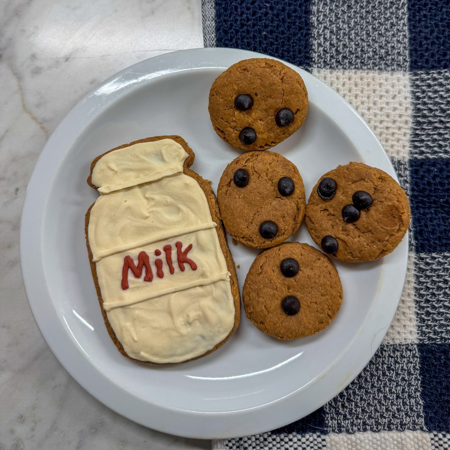 🥛 Milk & Cookies Dog Treat Set – Peanut Butter Holiday Dog Cookies, Handmade Dog Biscuits 🍪🐾