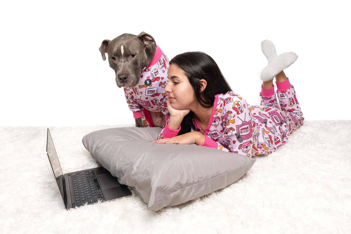 Pitflix & Chill Dog Pajamas – Pink