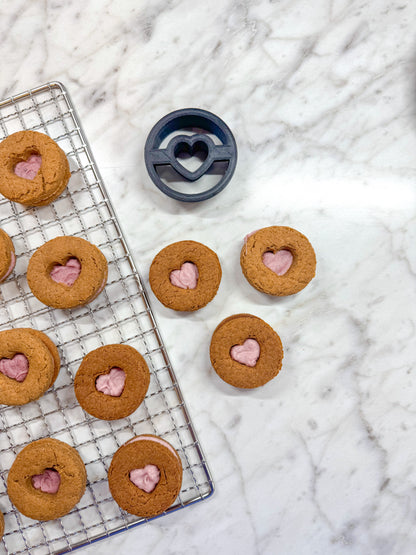 Peanut Butter Dog Treats – Valentine’s Day Sandwich Cookies