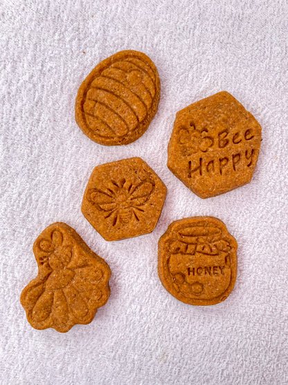 Peanut Butter Dog Treats – Buzzy Bee Shaped Cookies