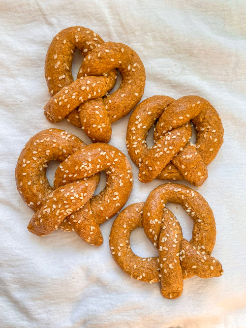 Cheddar Cheese Dog Treats – Parmesan Pretzel Dog Biscuits